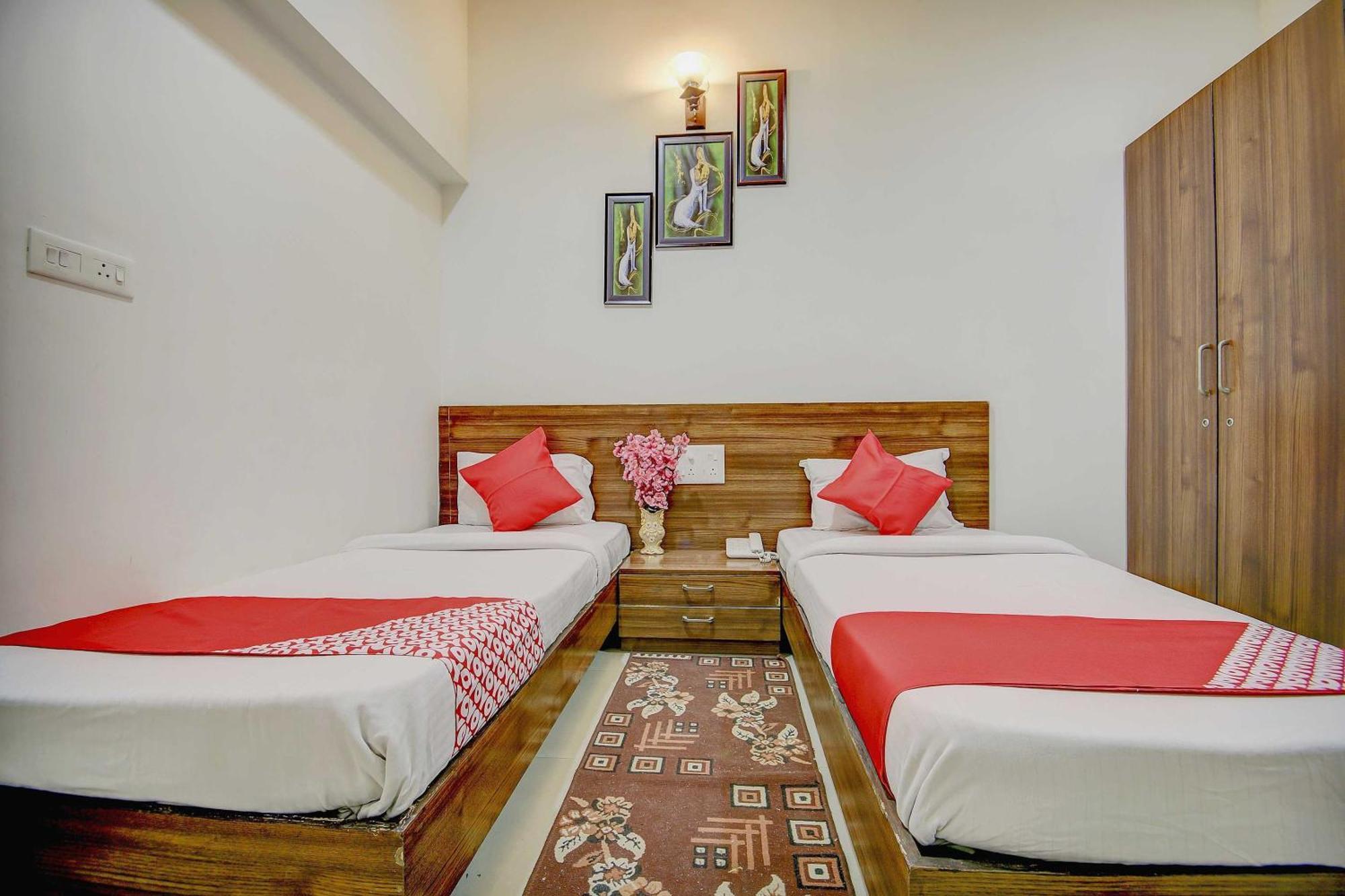 Hotel O Plus Corporate One Khapa  Buitenkant foto
