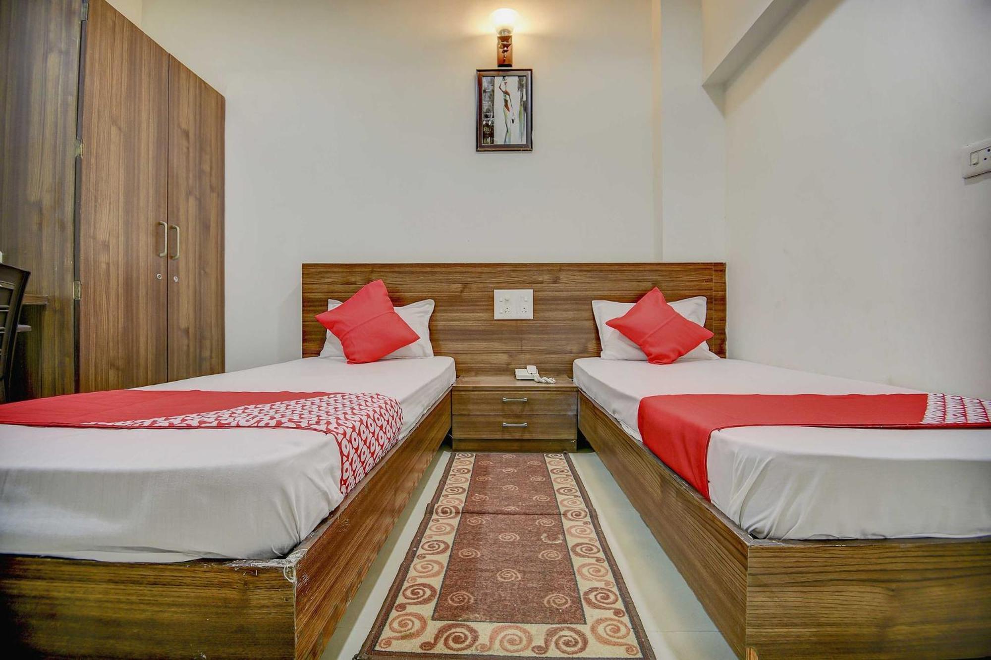 Hotel O Plus Corporate One Khapa  Buitenkant foto