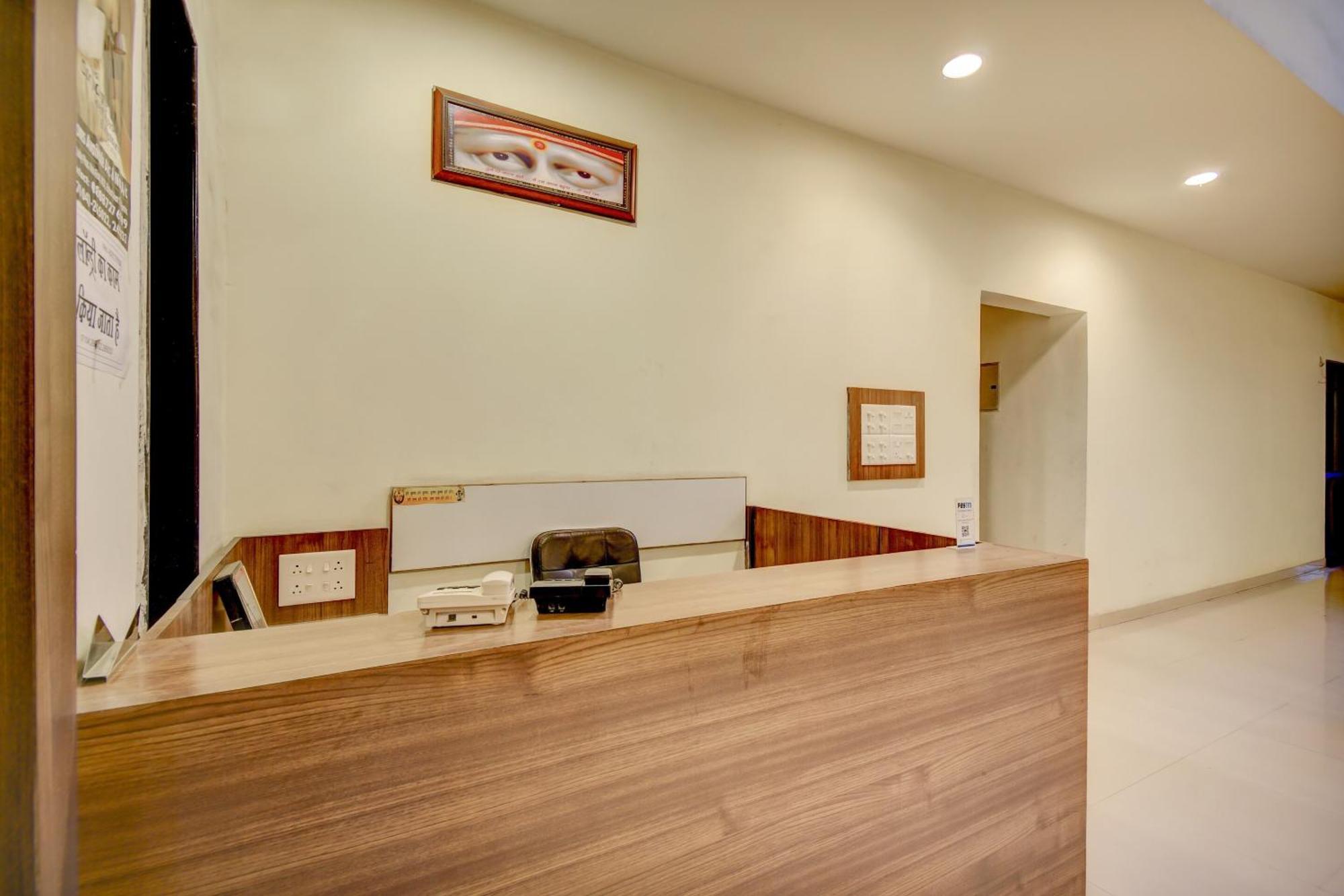 Hotel O Plus Corporate One Khapa  Buitenkant foto