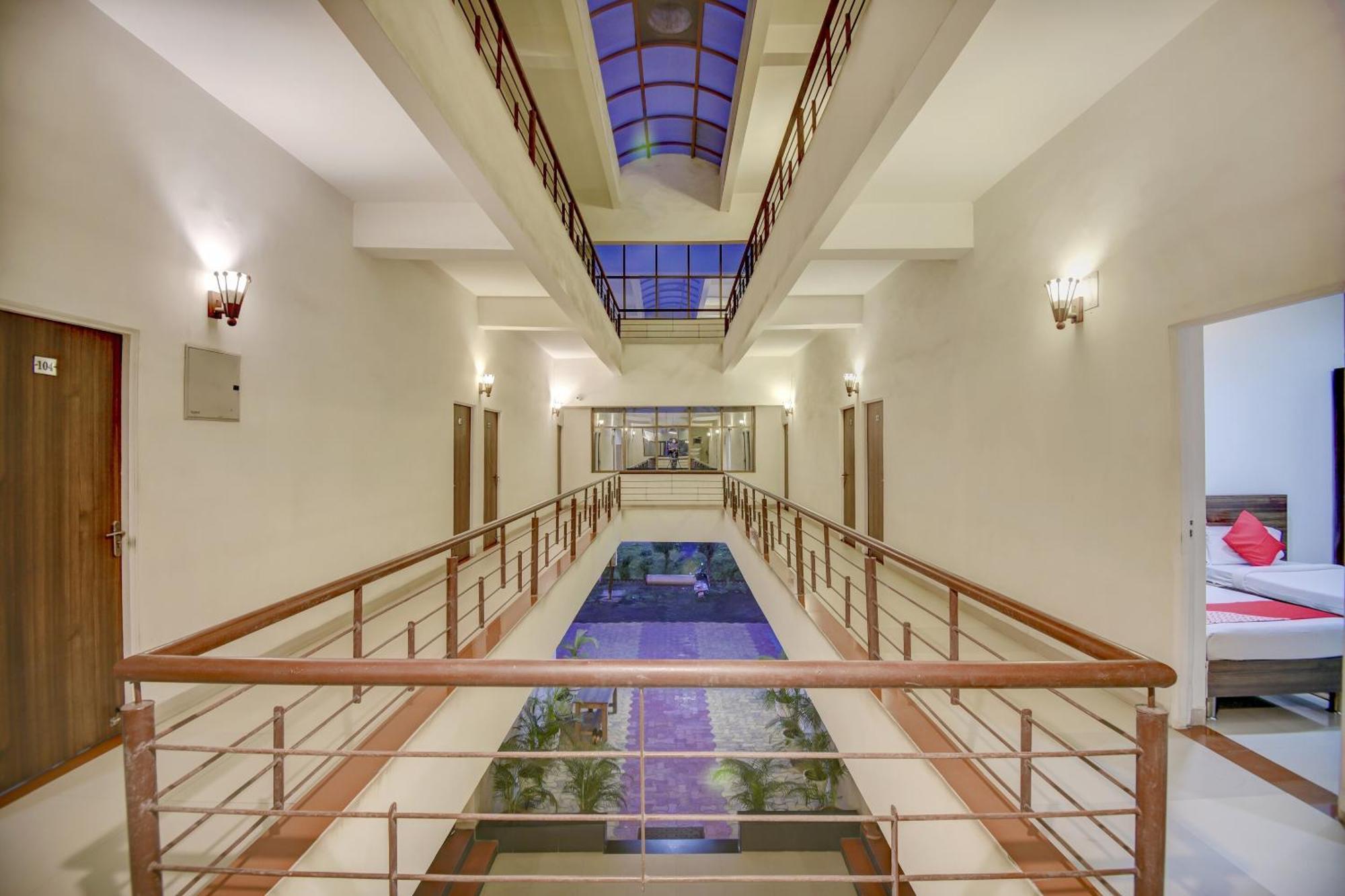 Hotel O Plus Corporate One Khapa  Buitenkant foto